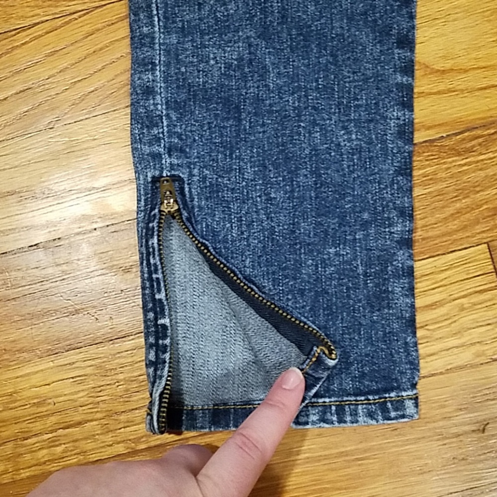 Jean capris - Picture 3 of 5